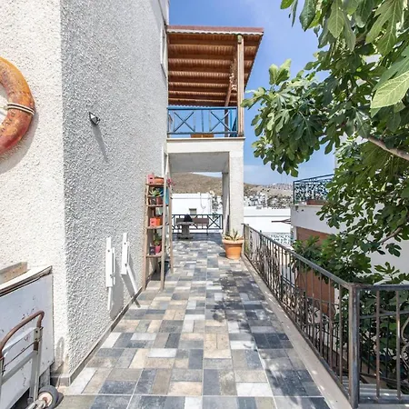 Sea View Cozy House With Bbq And Garden In Bodrum 3*