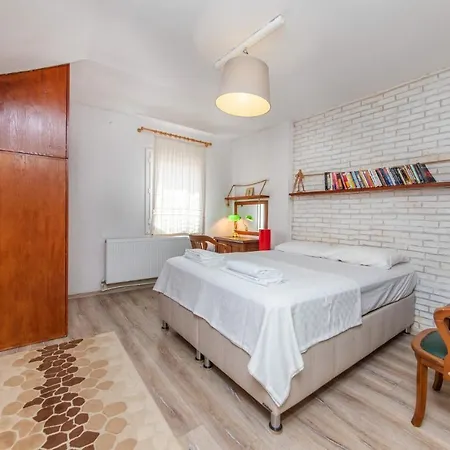 Szálloda Sea View Cozy House With Bbq And Garden In Bodrum 3*